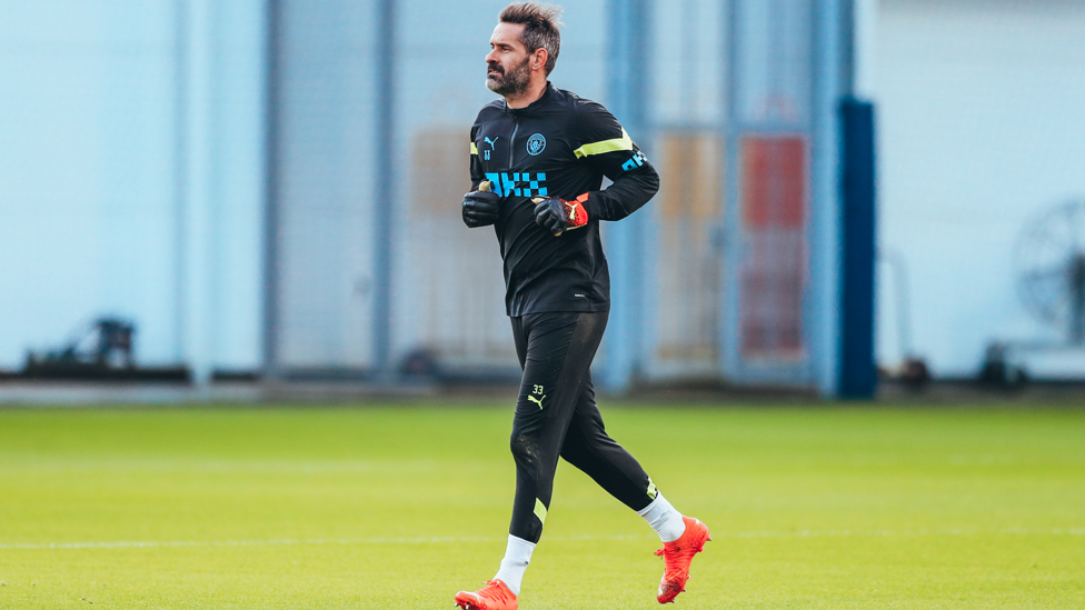 GREAT SCOTT : Carson takes a jog on the training pitch