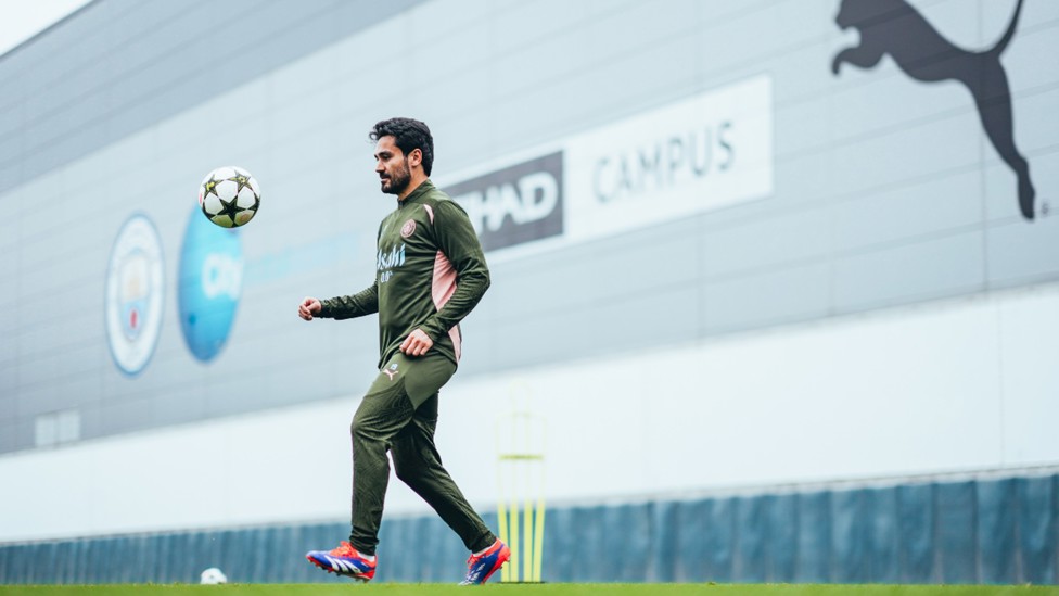 ON THE BALL: Ilkay Gundogan in control - as usual.