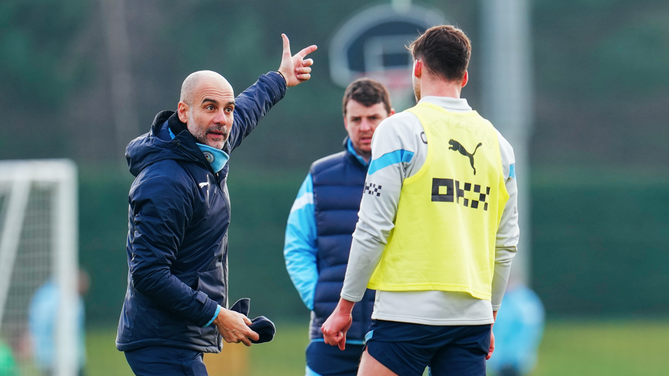 The boss and Ruben go over a moment - maybe from Sunday or maybe ahead of Wednesday