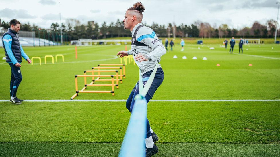 PHILLIPS POWER : Kalvin Phillips being put through his paces