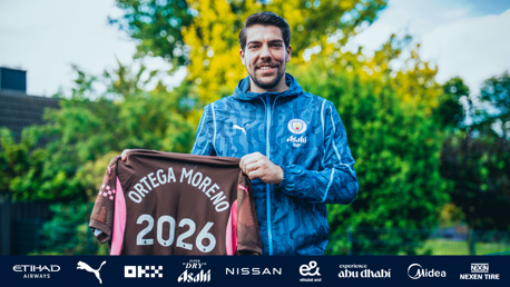 Ortega Moreno signs fresh City deal! 