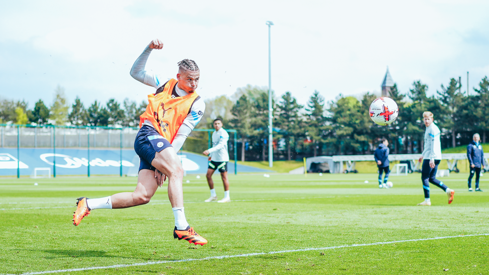 CLINICAL : Kalvin Phillips fires a volley towards goal. 