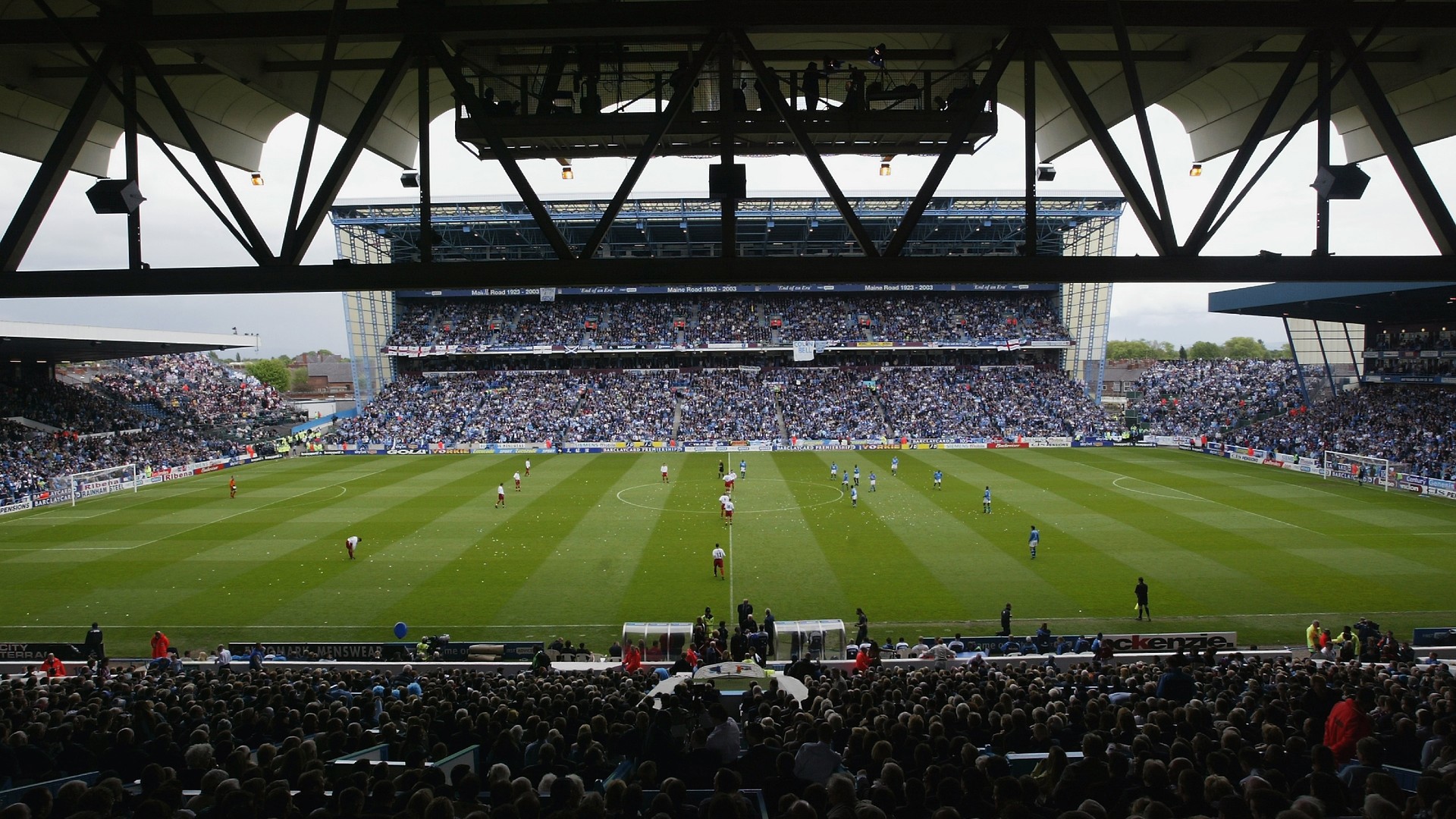 LAST GOODBYE : The final kick-off at Maine Road, by Alex Livesey