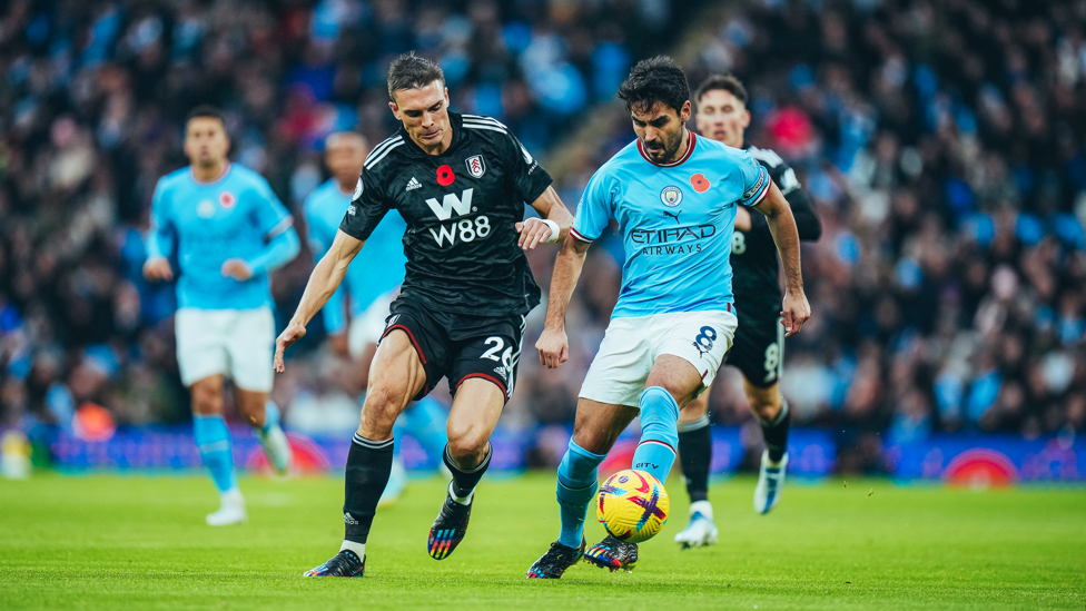 SILKY ILKAY : Gundogan gets on the ball early on.