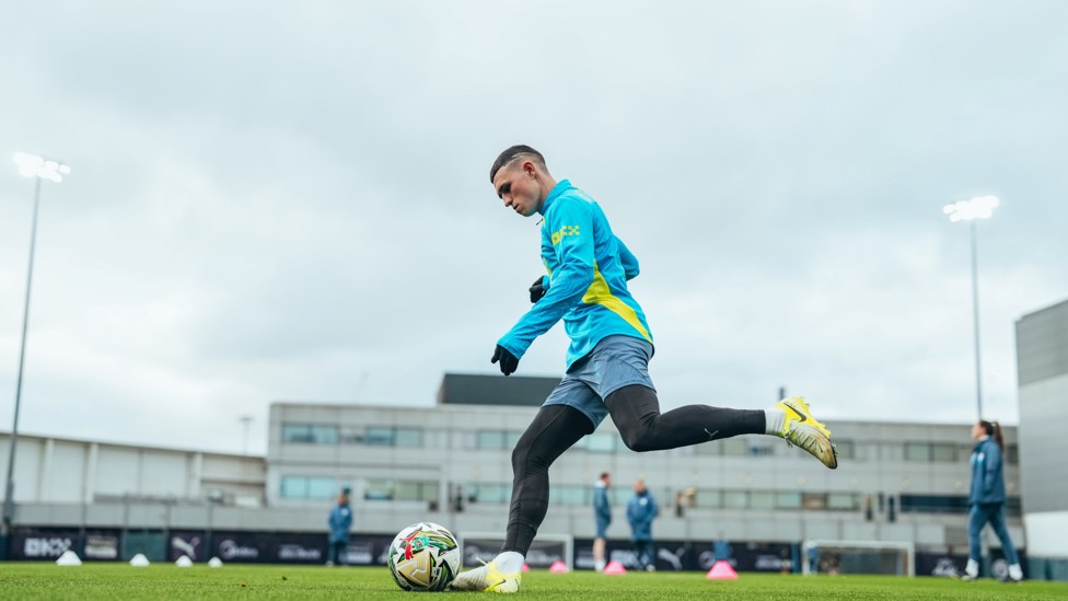 PHIL THE POWER : Foden at the CFA