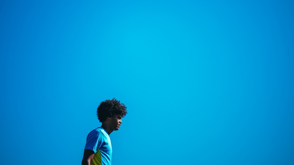 BLUE SKY : Leke Drake enjoying the weather in Portugal. 