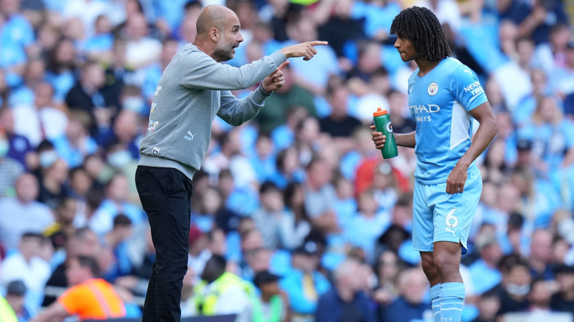  Guardiola: It's a joy to have versatile Ake in the City squad