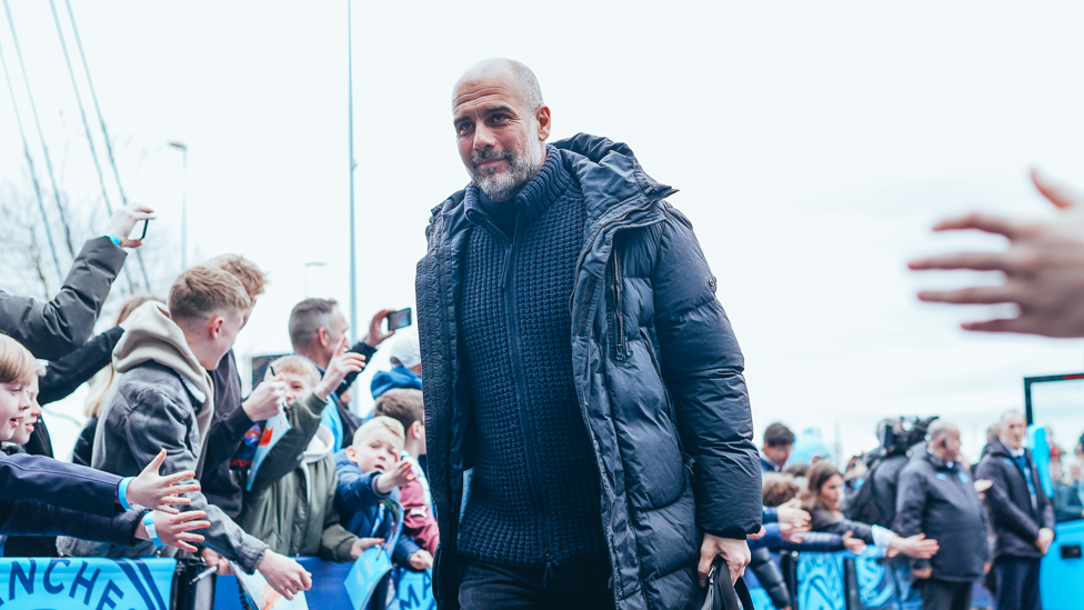 THE BOSS : Leading from the front upon arrival at the stadium.