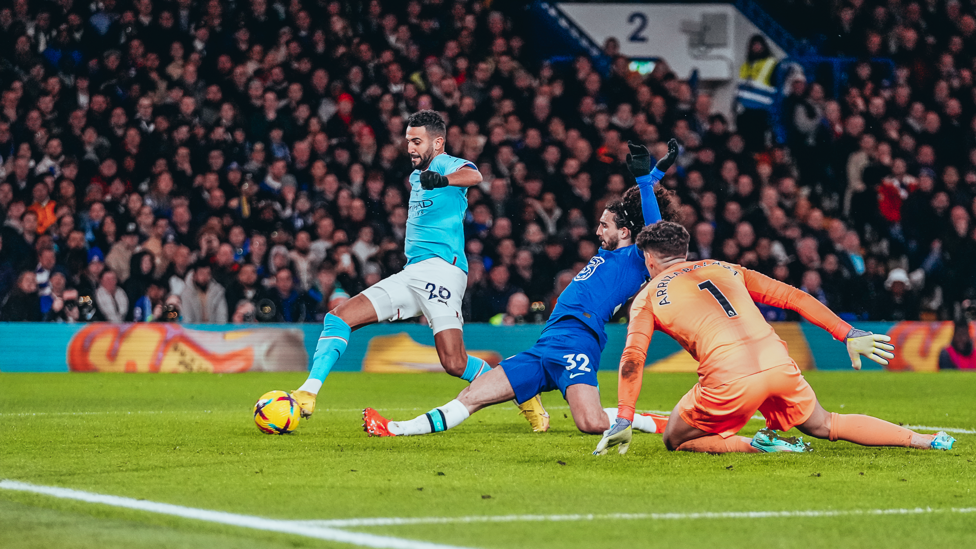 MAHRVELLOUS : Mahrez taps in from Grealish's teasing cross!