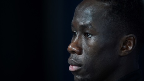 Sagna expects tight title race between former clubs