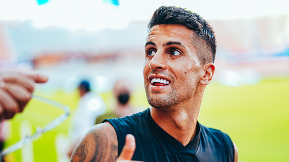 Time to meet the fans... our new No.7 João Cancelo