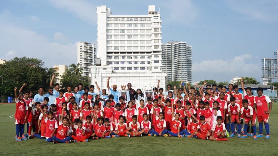 COMMUNITY: The trophies pay a special visit to our Cityzens Giving project in Bandra, Mumbai 