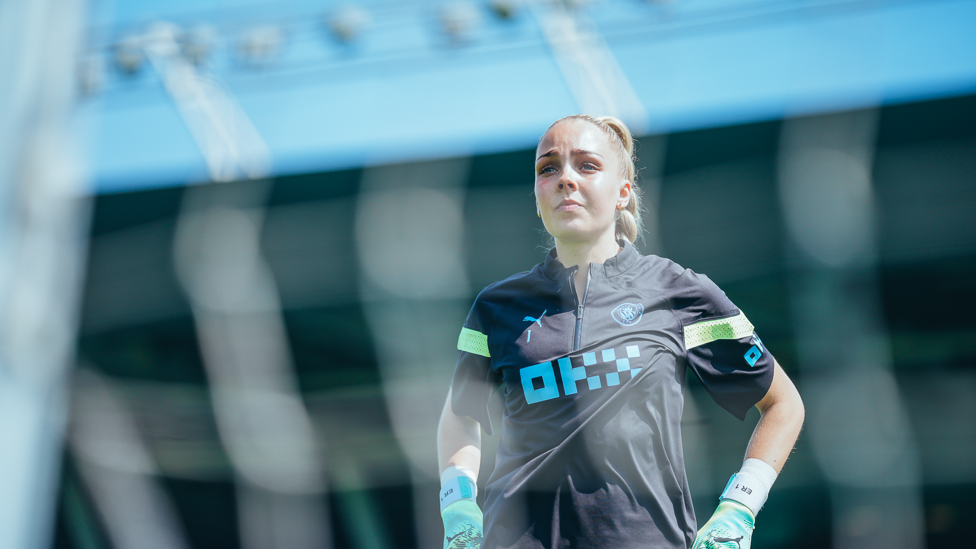 SAFE HANDS : Ellie Roebuck prepares for training.