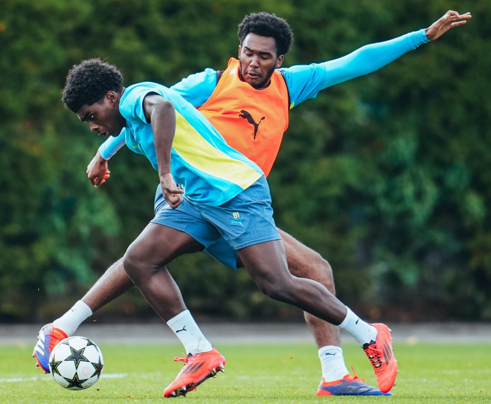 EYES ON THE PRIZE: Jaden Heskey and Isaiah Dada-Mascoll contest the ball.