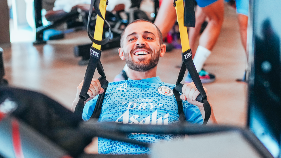 SUPER SILVA : Bernardo Silva loving the gym session