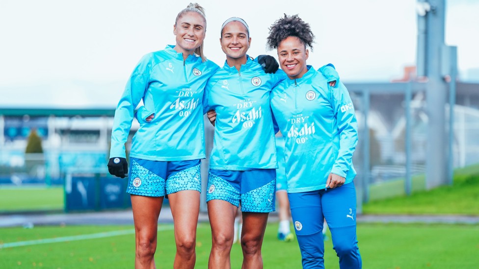 FABULOUS TRIO : Steph Houghton, Deyna Castellanos and Demi Stokes stop and smile for the camera!