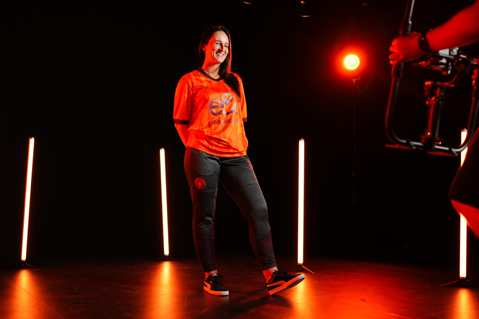 FIRST LOOK : Kacee surrounded by orange as she is filmed in the new kit