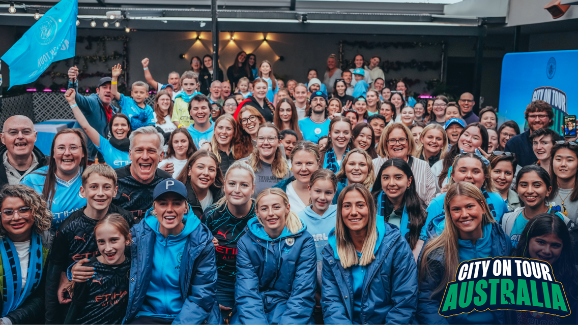 Gallery: Fans flock to central Perth to see our City stars!