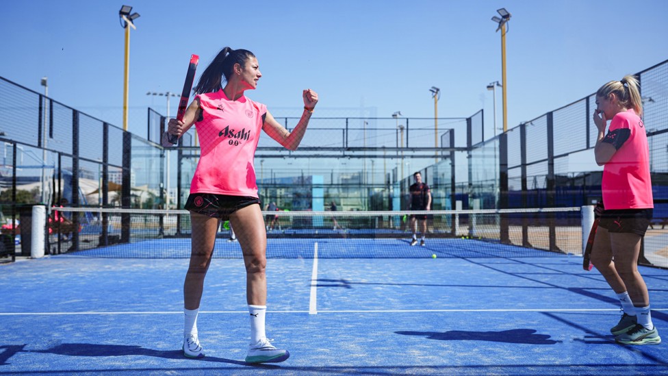 FIST PUMP : Leila Ouahabi happy (or perhaps not?) with Laura Coombs' shot. 