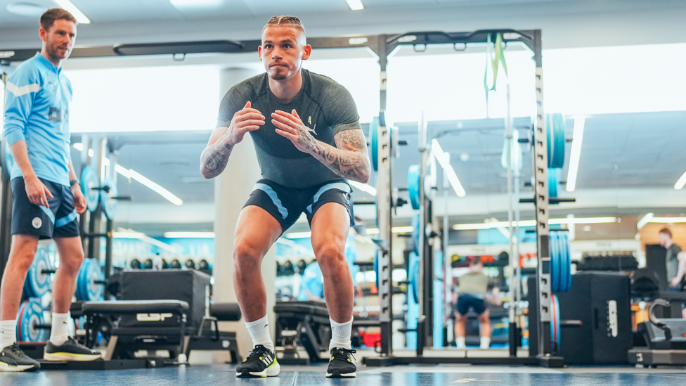 GETTING LOW : Kalvin Phillips in the gym and completing the recovery session. 