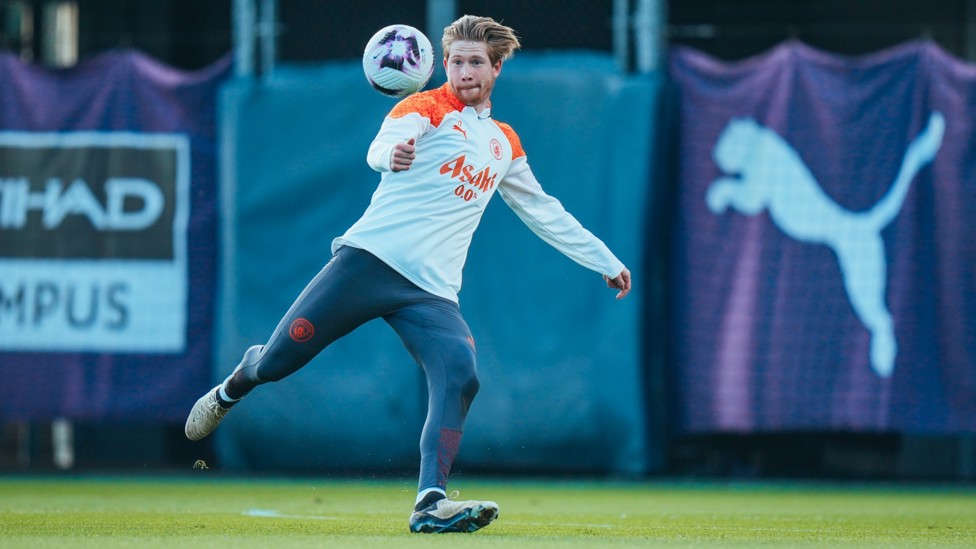 ON THE VOLLEY : Kevin De Bruyne looks to strike the ball first time.