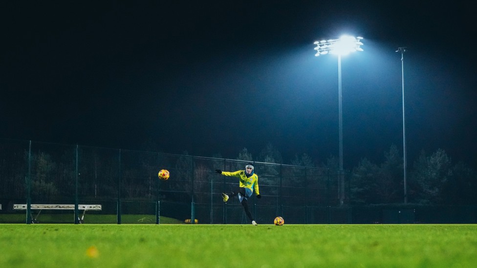 HAVE A GO : Phil Foden hits a shot from range