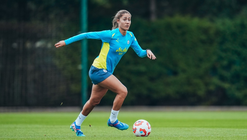 ON THE BALL: Laia Aleixandri 