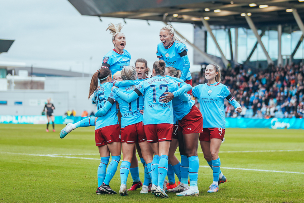 THE PASSION : You can see how much this team and this club mean to our captain, Steph Houghton.