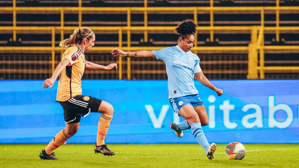 200 NOT OUT : Demi made her 200th City appearance in a Continental Cup clash against Leicester in November 2023