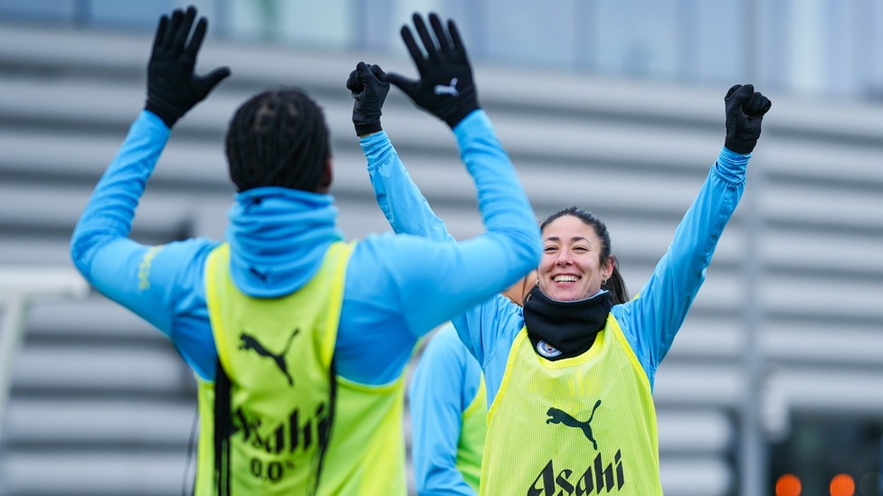 UP TOP : Bunny Shaw and Leila Ouahabi celebrate. 