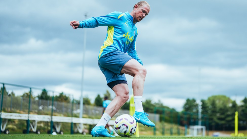 FULL FOCUS : Kevin De Bruyne working hard. 