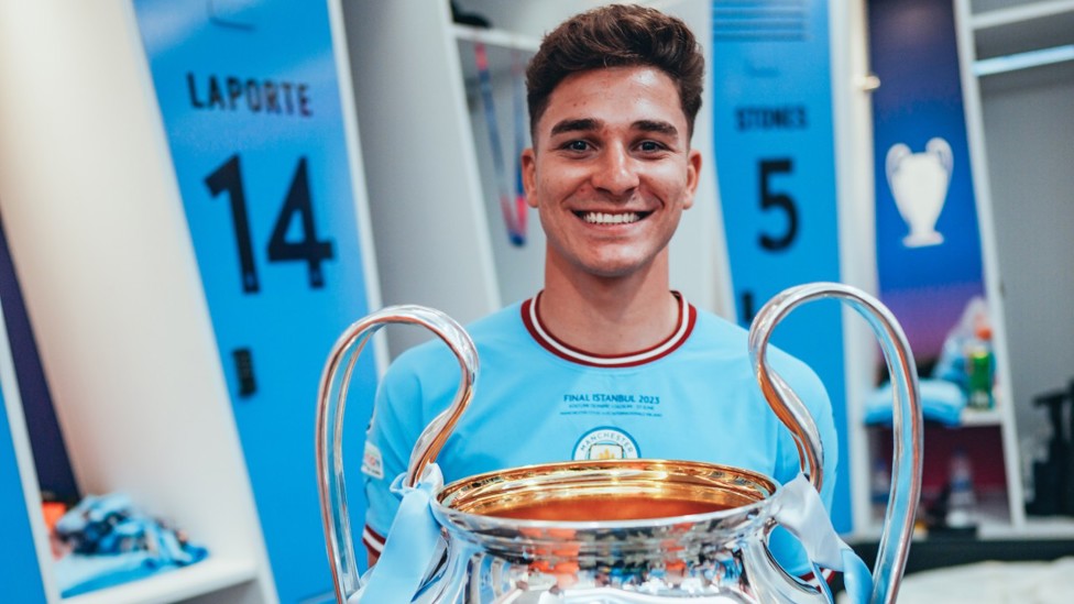 TREBLE  : Alvarez with the Champions League trophy after City's 1-0 win over Inter. 