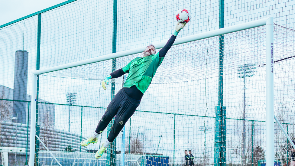 CLAWED AWAY : Scott Carson with a magnificent save