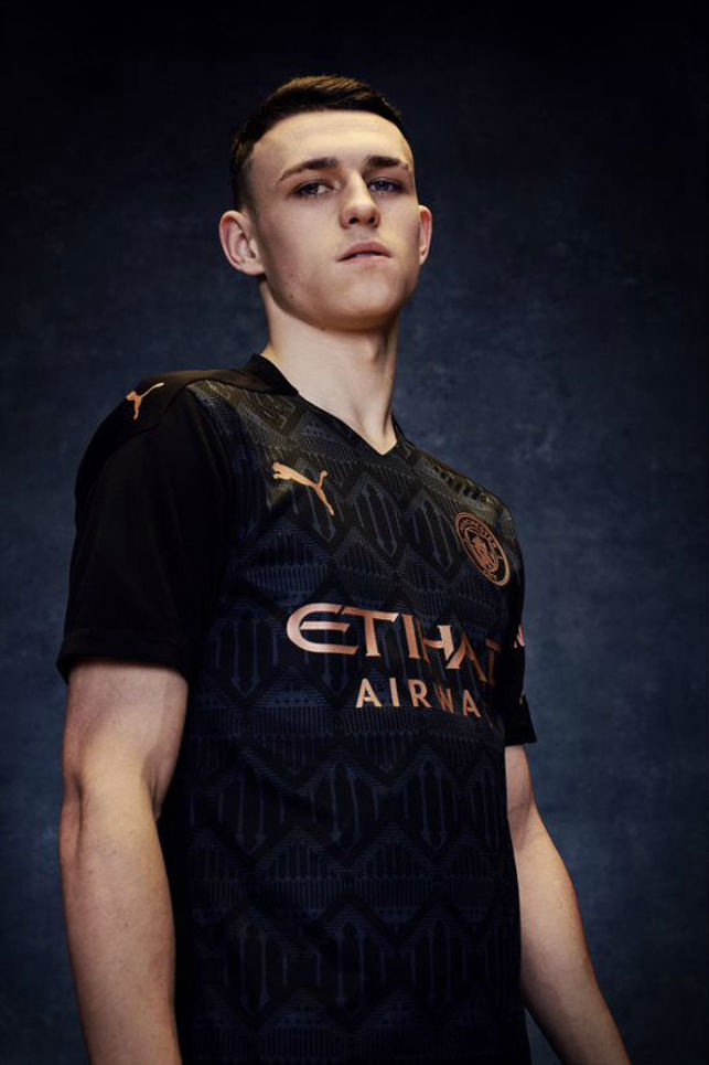 phil foden no shirt