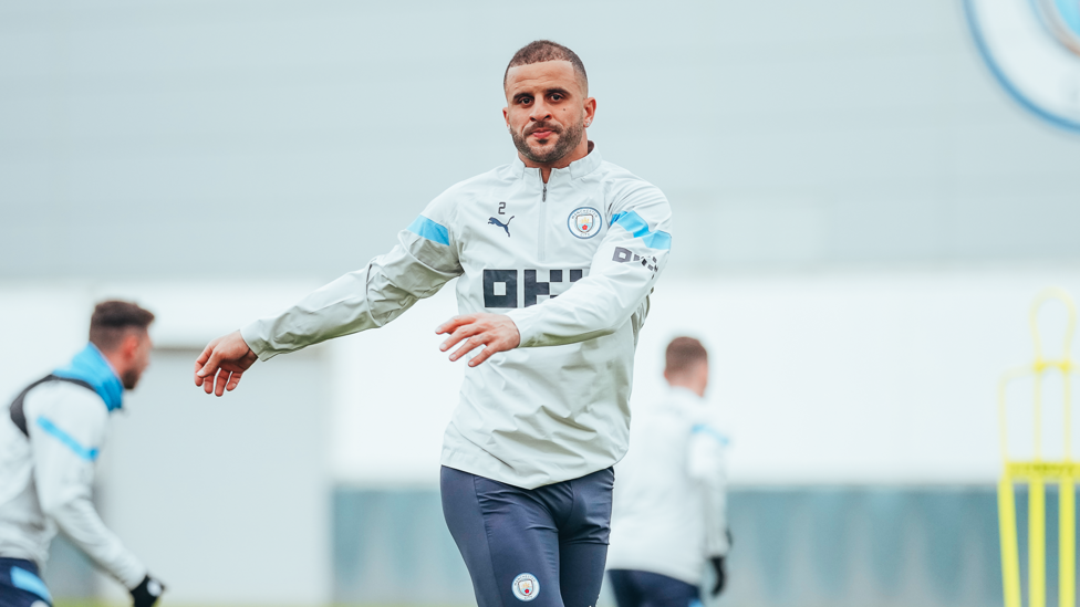 WARMING WALKER  : Walker limbers up ahead of training.