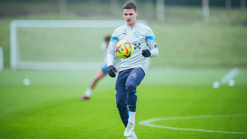 SHARP SERGIO  : Sergio Gomez shows full focus as he trains at the CFA.