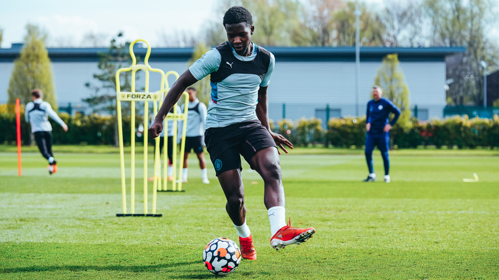 DRILLS : Kwaku Oduroh moves his way through a session.