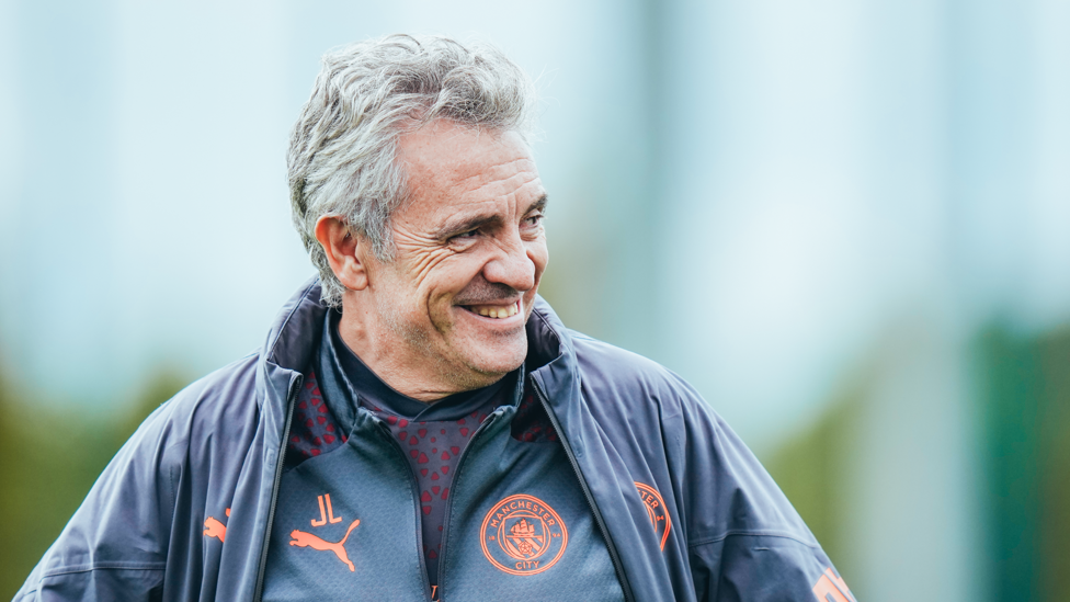 IN CHARGE : Juanma Lillo