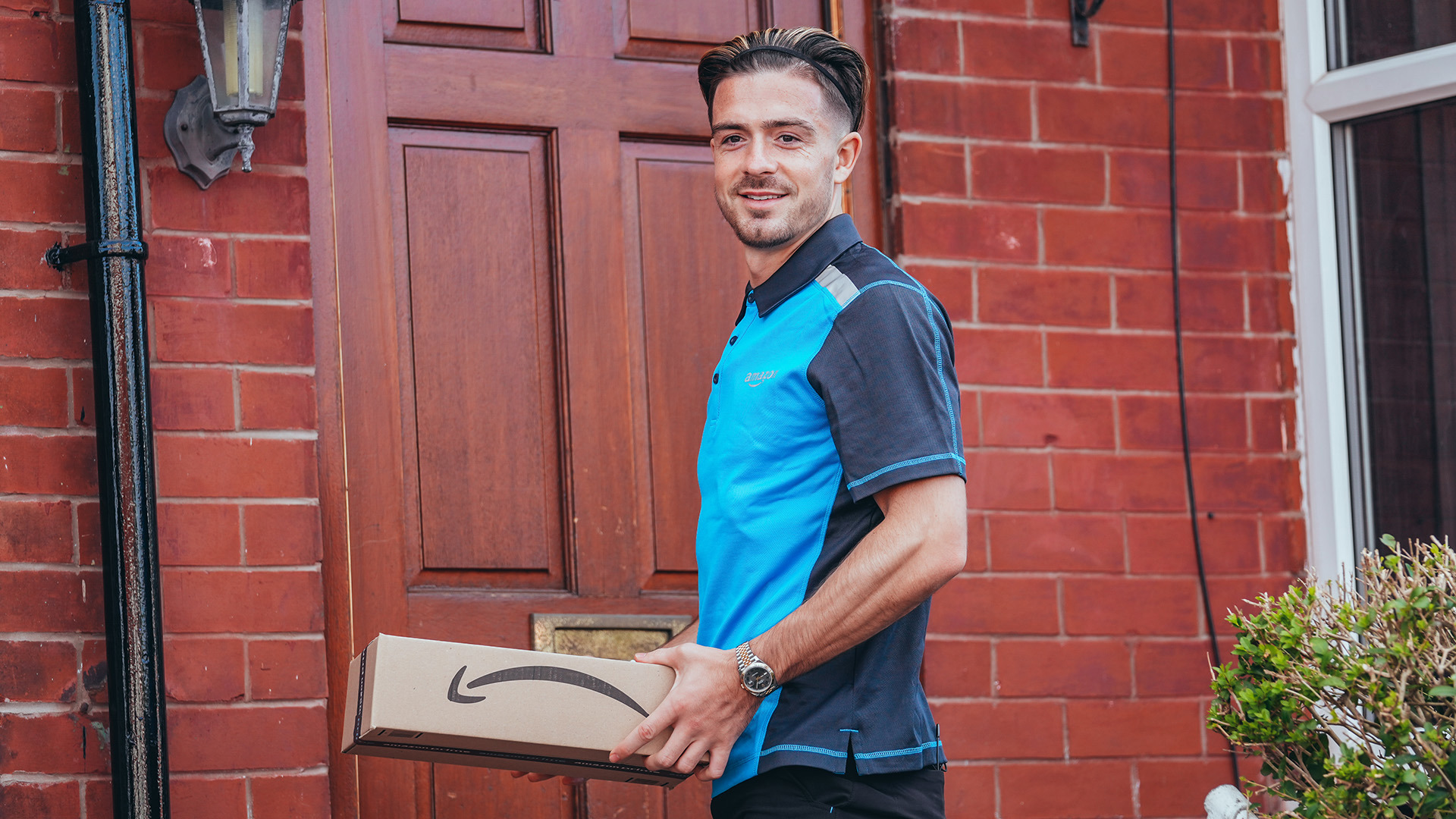 Grealish joins  delivery team ahead of Leeds TV clash