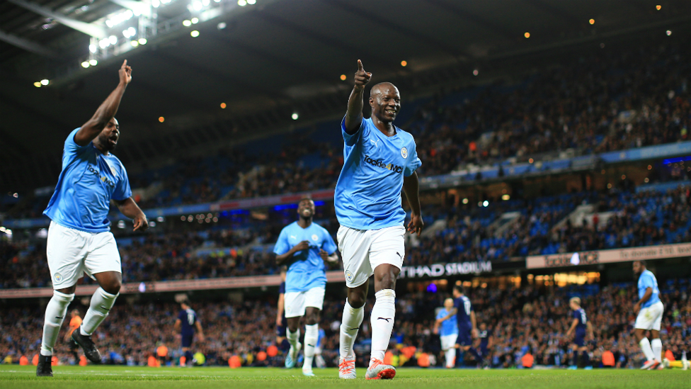 LAST MINUTE MAGIC : Benjani celebrates his headed goal just before the final whistle