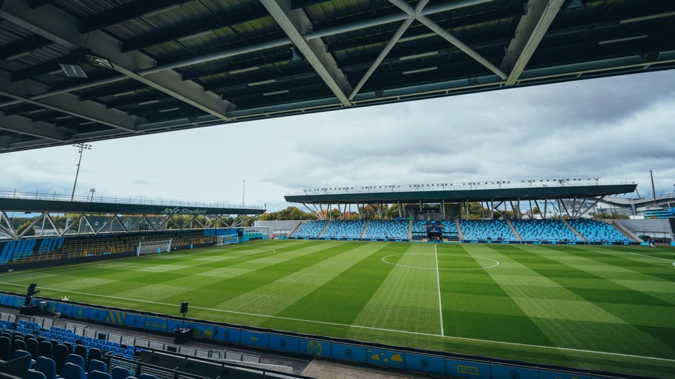 CALM BEFORE THE STORM  : The Joie Stadium ready in wait for the visit of Barcelona. 