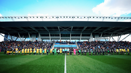 The best images from the Manchester Remembers Charity match