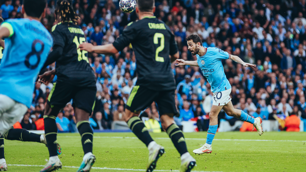 SILKY SILVA : Cushioned header to make it 2-0!