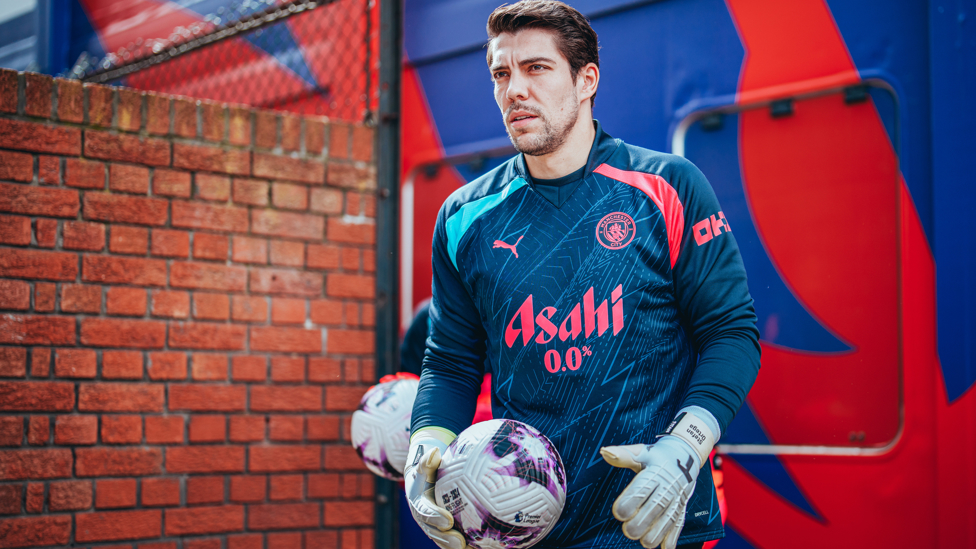 SAFE HANDS STEFAN : Ortega Moreno emerges for the pre-match warm up.