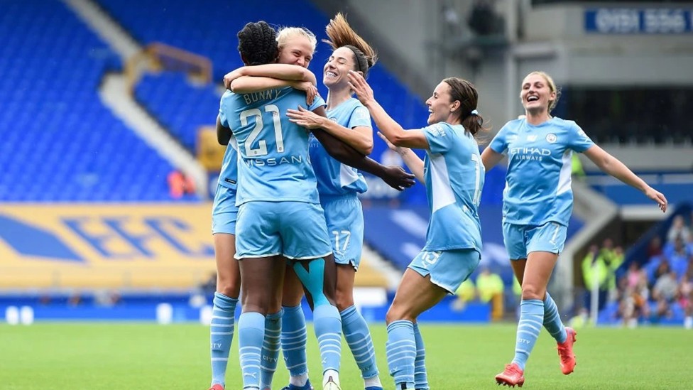 Bunny Shaw scores eighth goal of the season to help Manchester City Women  beat Everton 2