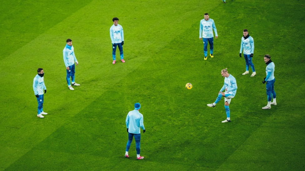 KEEPY UPPIE : The subs in great spirits during the pre-match warm up.