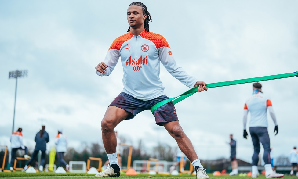 A focused Nathan Ake...