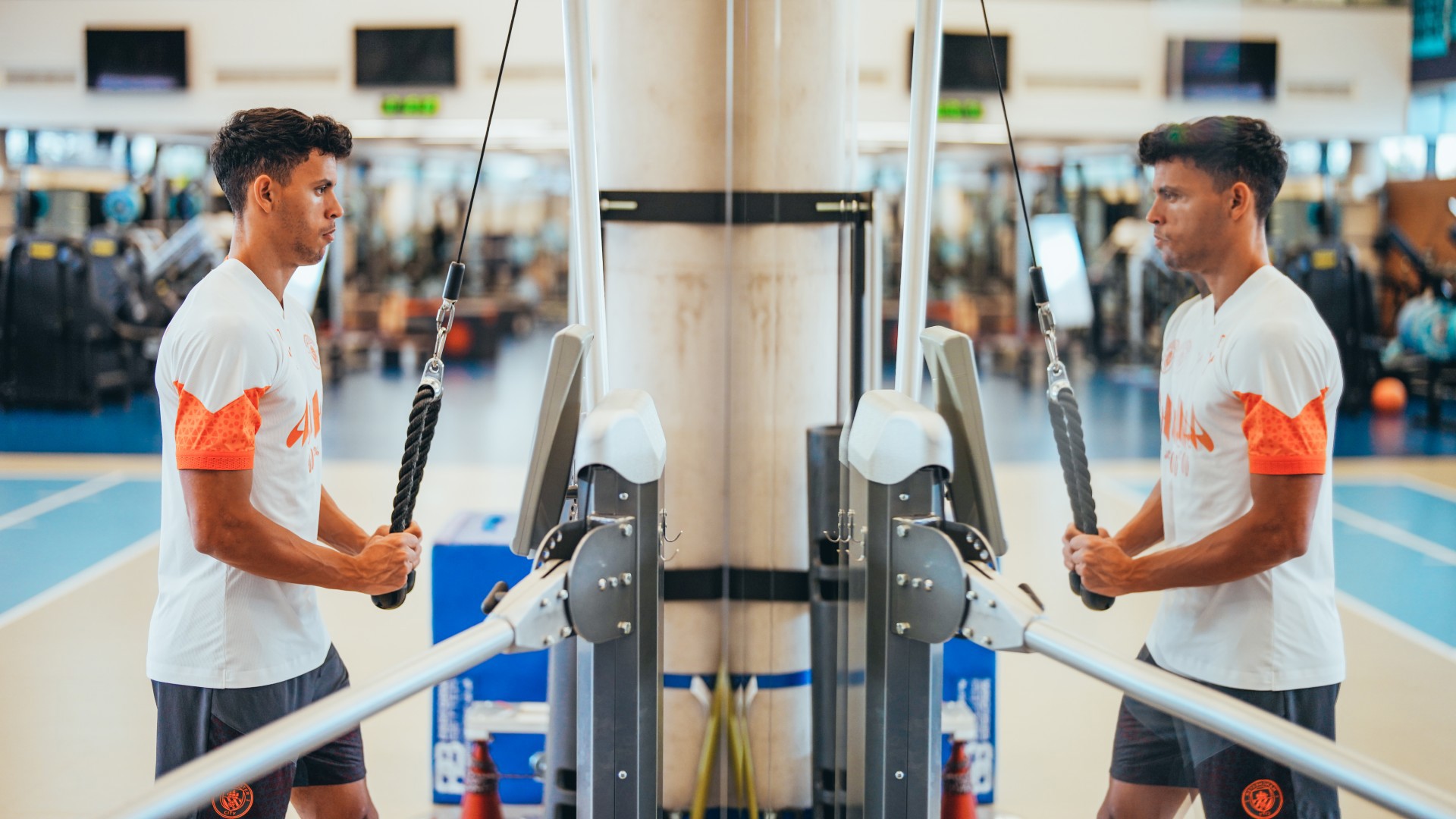 Man City stars work out lightly to recover after a strong victory against Huddersfield Town