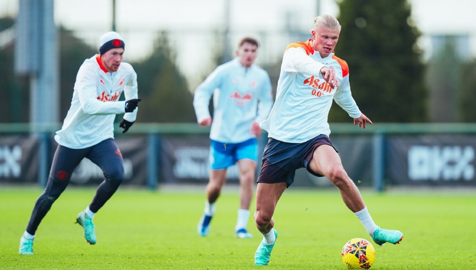 A sight for sore eyes as KDB chases Erling Haaland