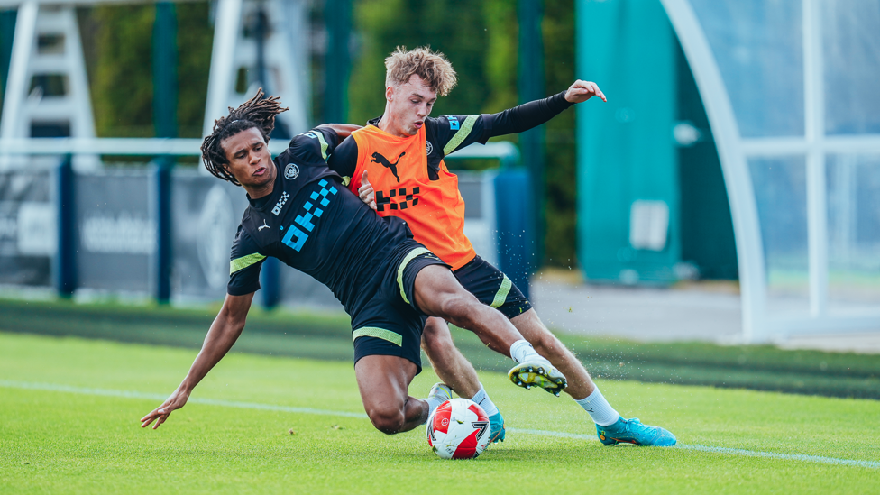 WING WONDERS : Nathan Ake and Cole Palmer battle for the ball close out wide